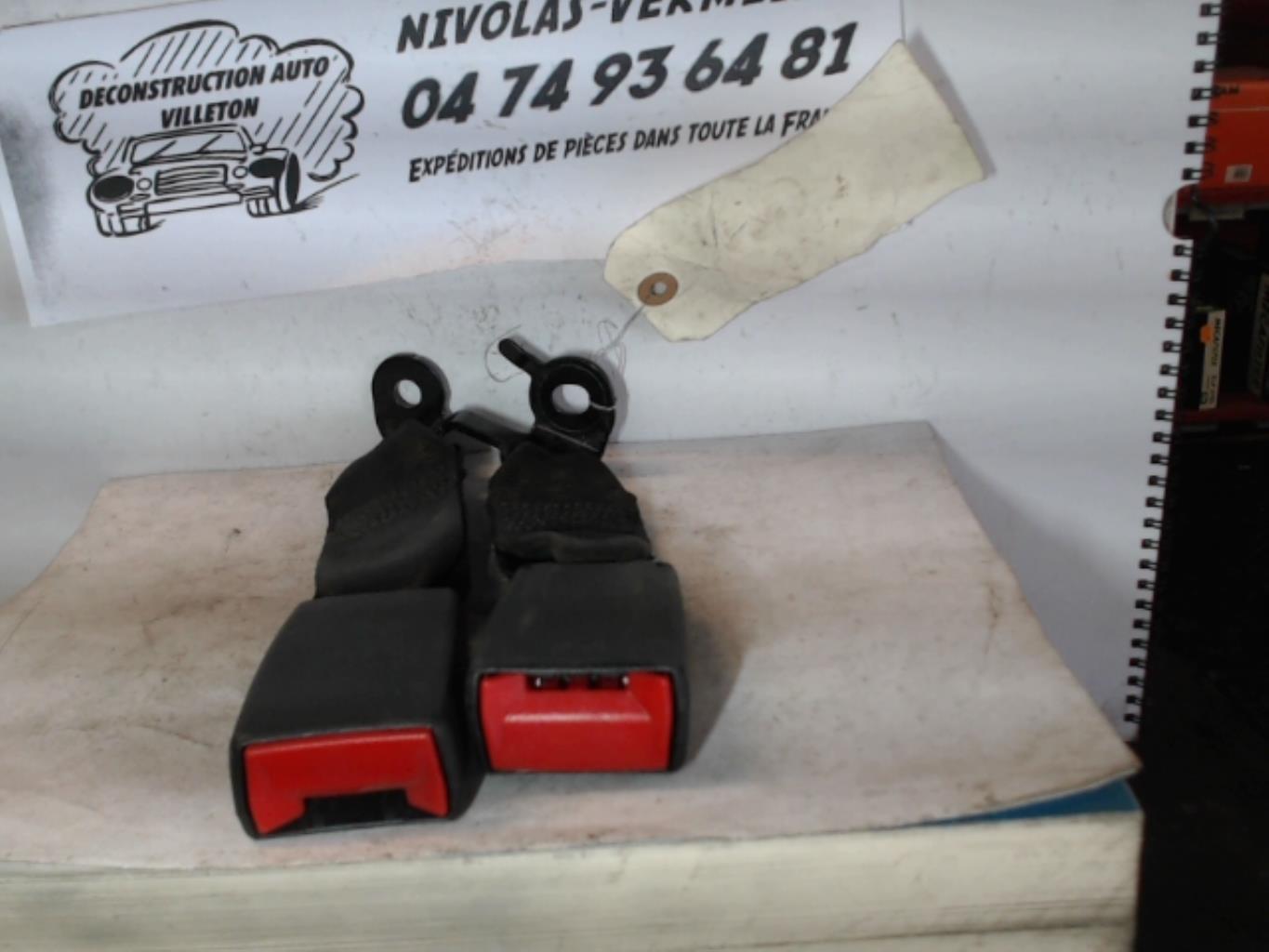 Aggancio cintura sicurezza posteriore centrale CITROEN C3 2 PHASE 1 Gasolina - 1