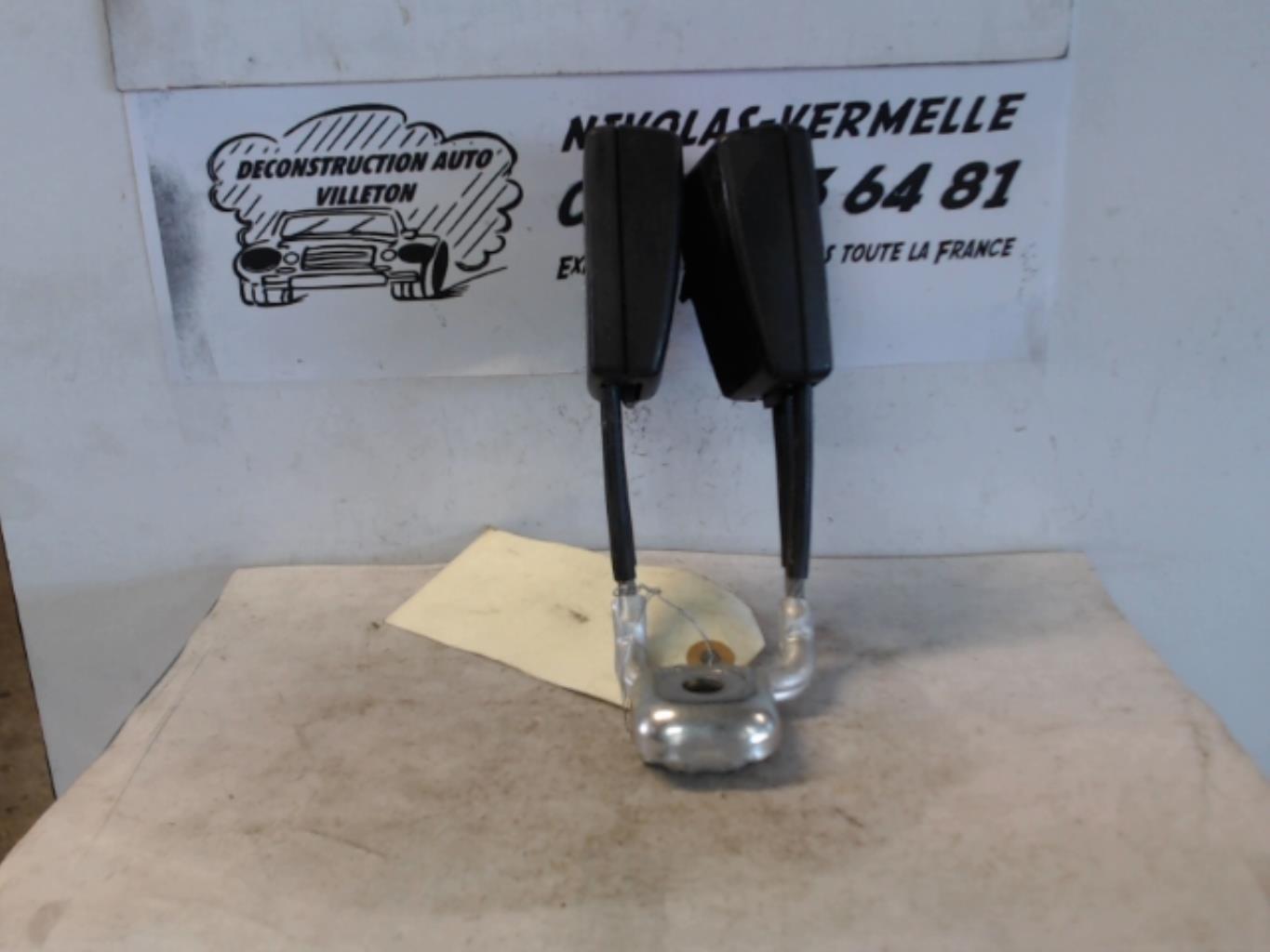 Aggancio cintura sicurezza posteriore centrale SEAT IBIZA 4 PHASE 1 COUPE Diésel - 1
