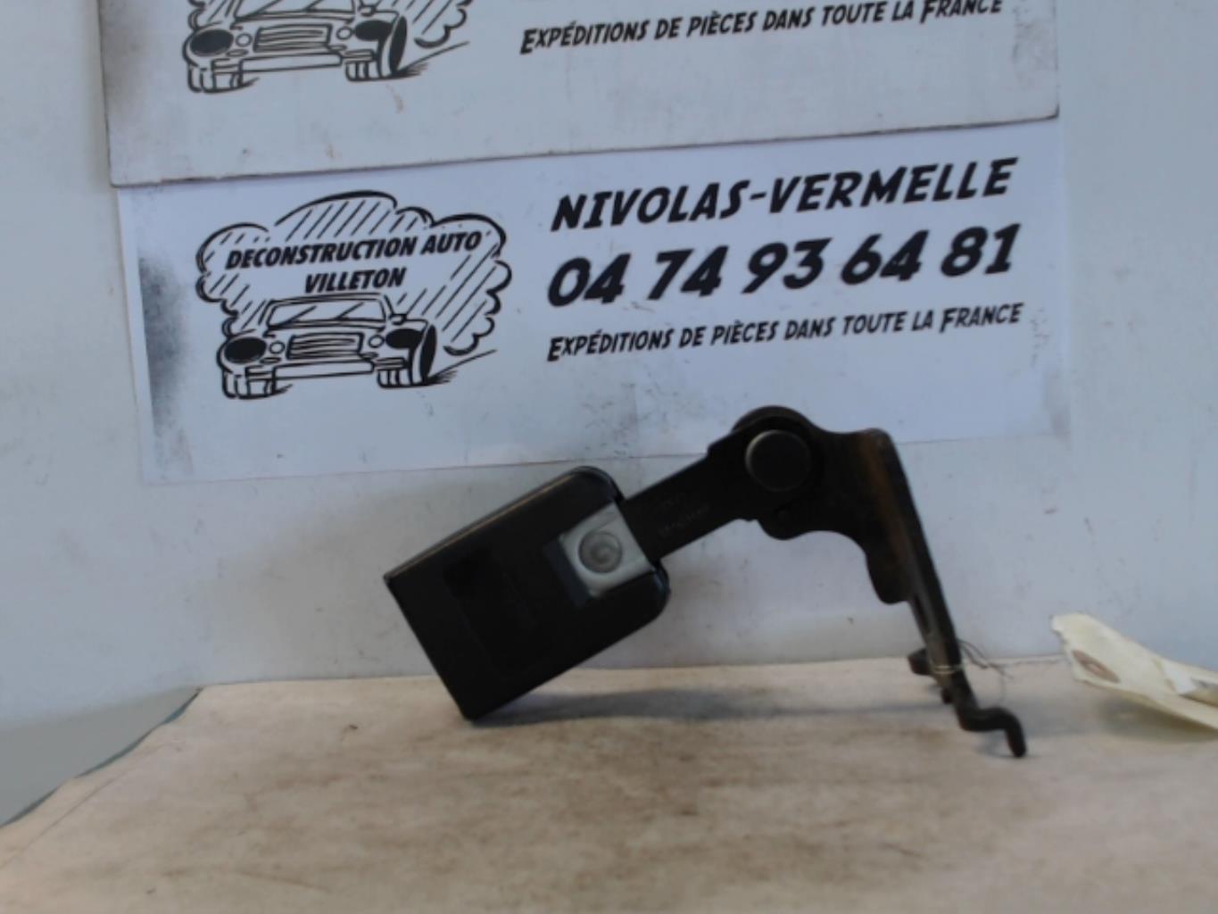 Aggancio cintura sicurezza posteriore destro RENAULT MEGANE 3 PHASE 1 COUPE Diésel - 1