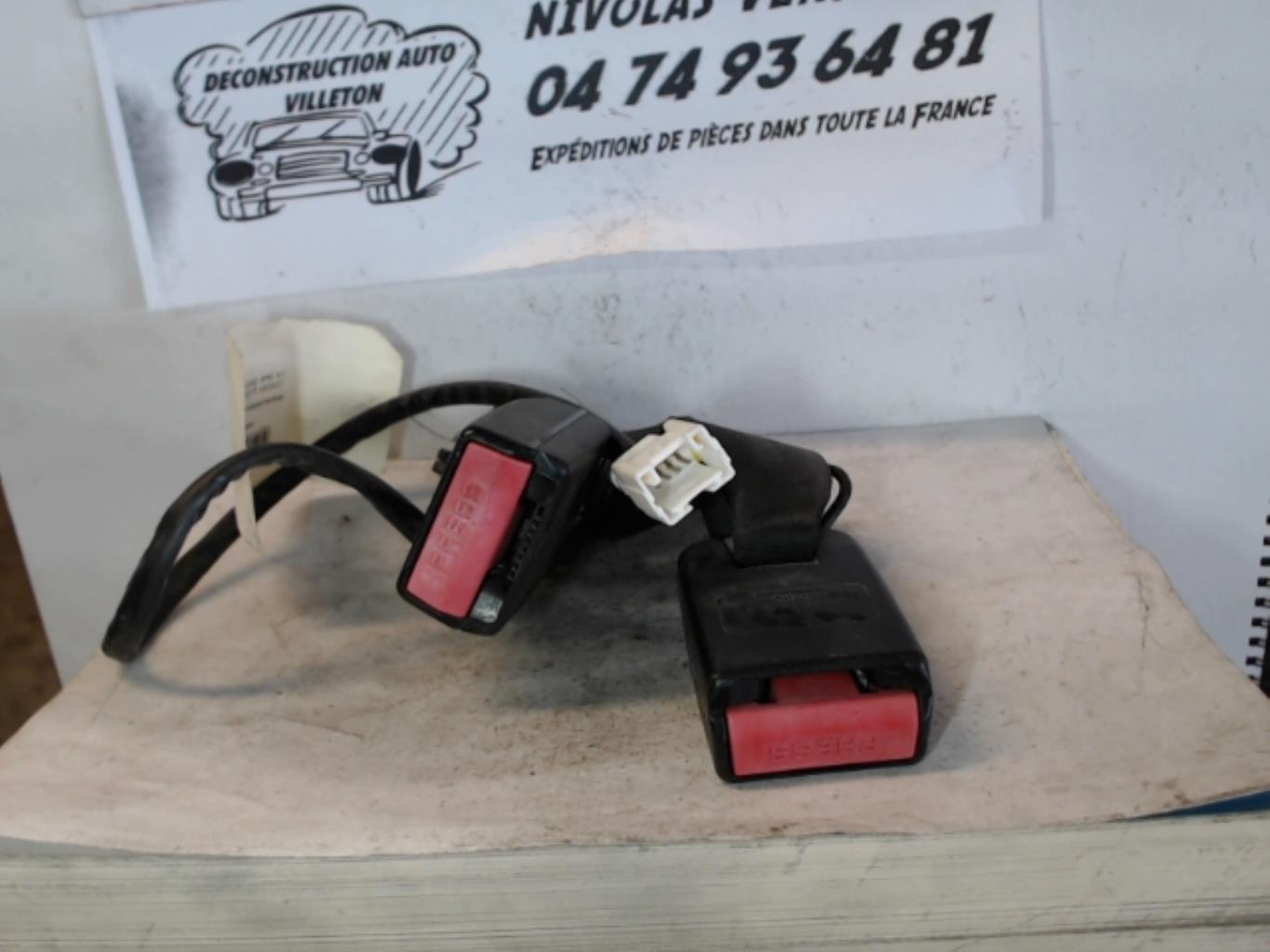 Aggancio cintura sicurezza posteriore sinistro CITROEN C4 1 PHASE 1 Diésel - 1