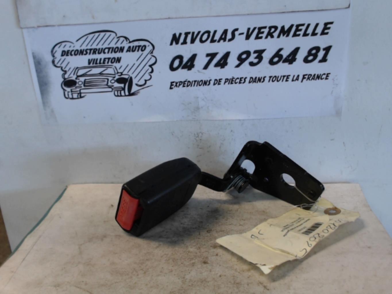 Aggancio cintura sicurezza posteriore sinistro PEUGEOT 308 1 PHASE 1 Diésel - 1