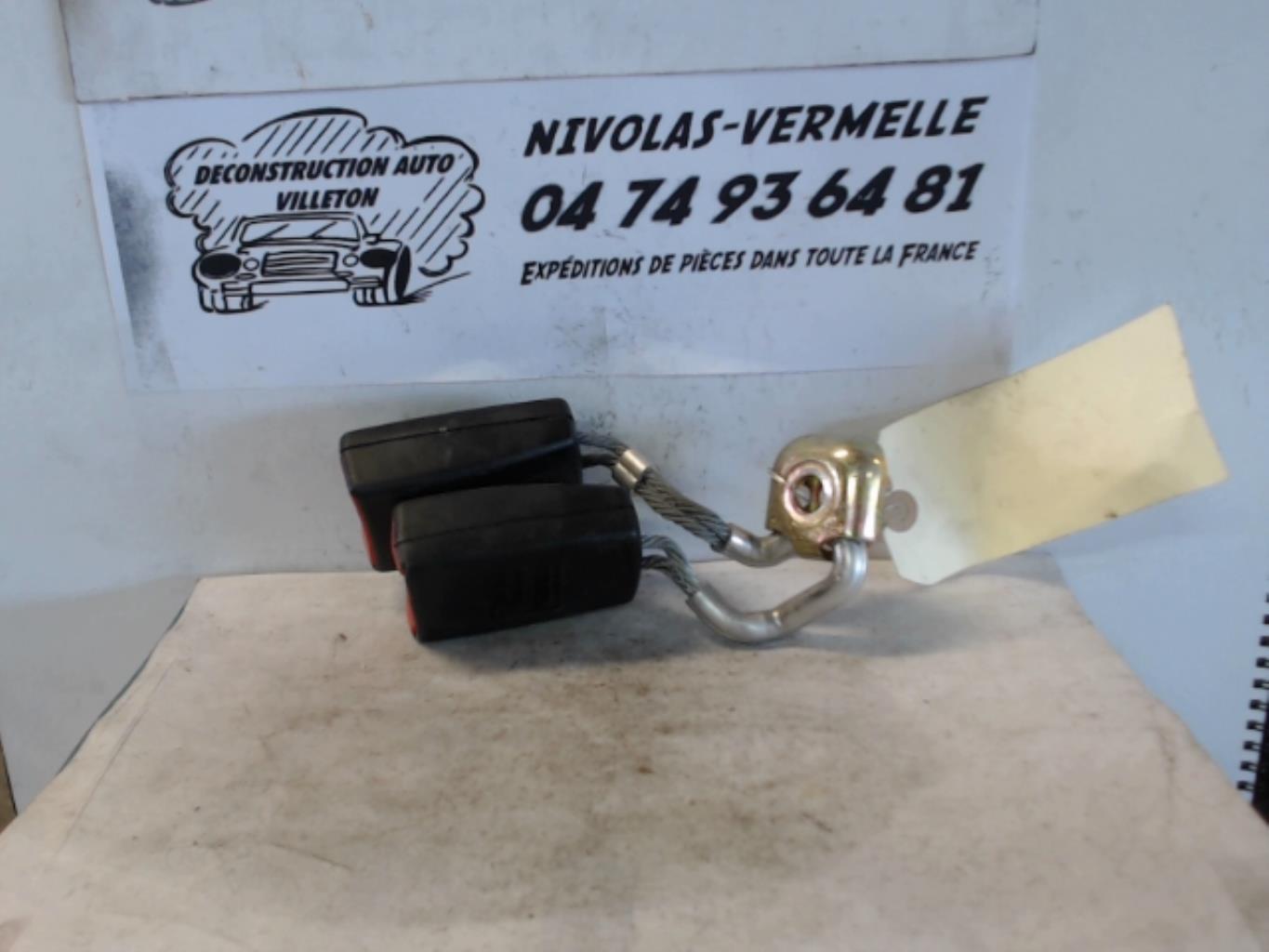 Aggancio cintura sicurezza posteriore sinistro VOLKSWAGEN GOLF 5 Diésel - 1