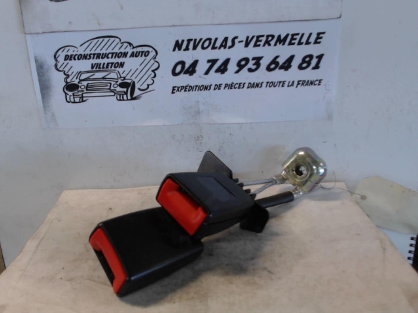 Aggancio cintura sicurezza posteriore sinistro VOLKSWAGEN PASSAT 4 PHASE 2 Diésel - 1