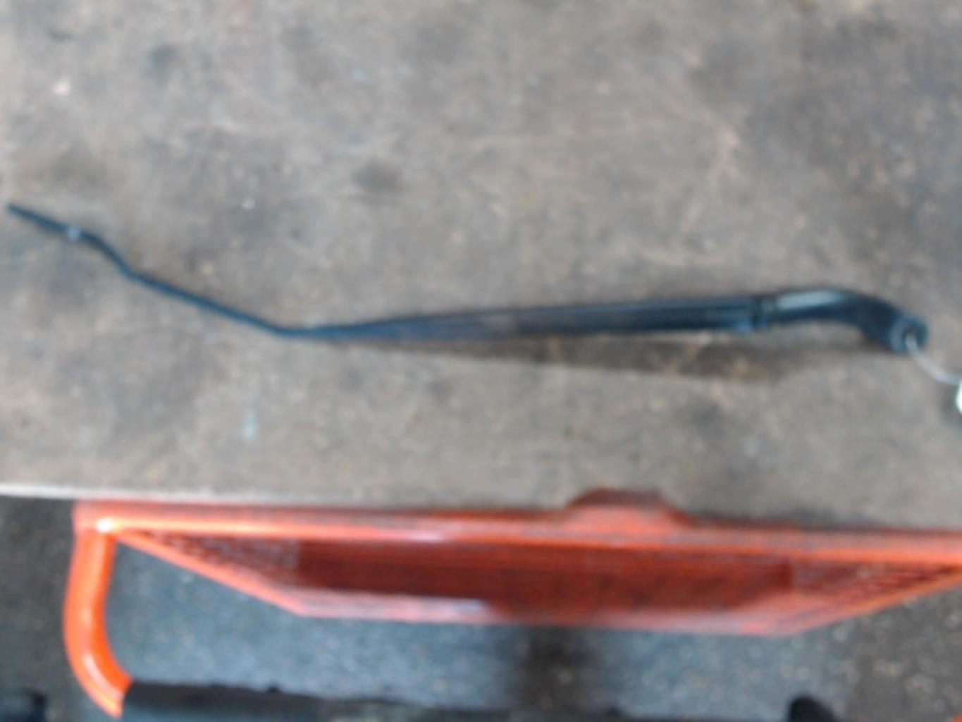 Braccio tergicristallo anteriore destro RENAULT MEGANE 4 PHASE 1 Gasolina - 1