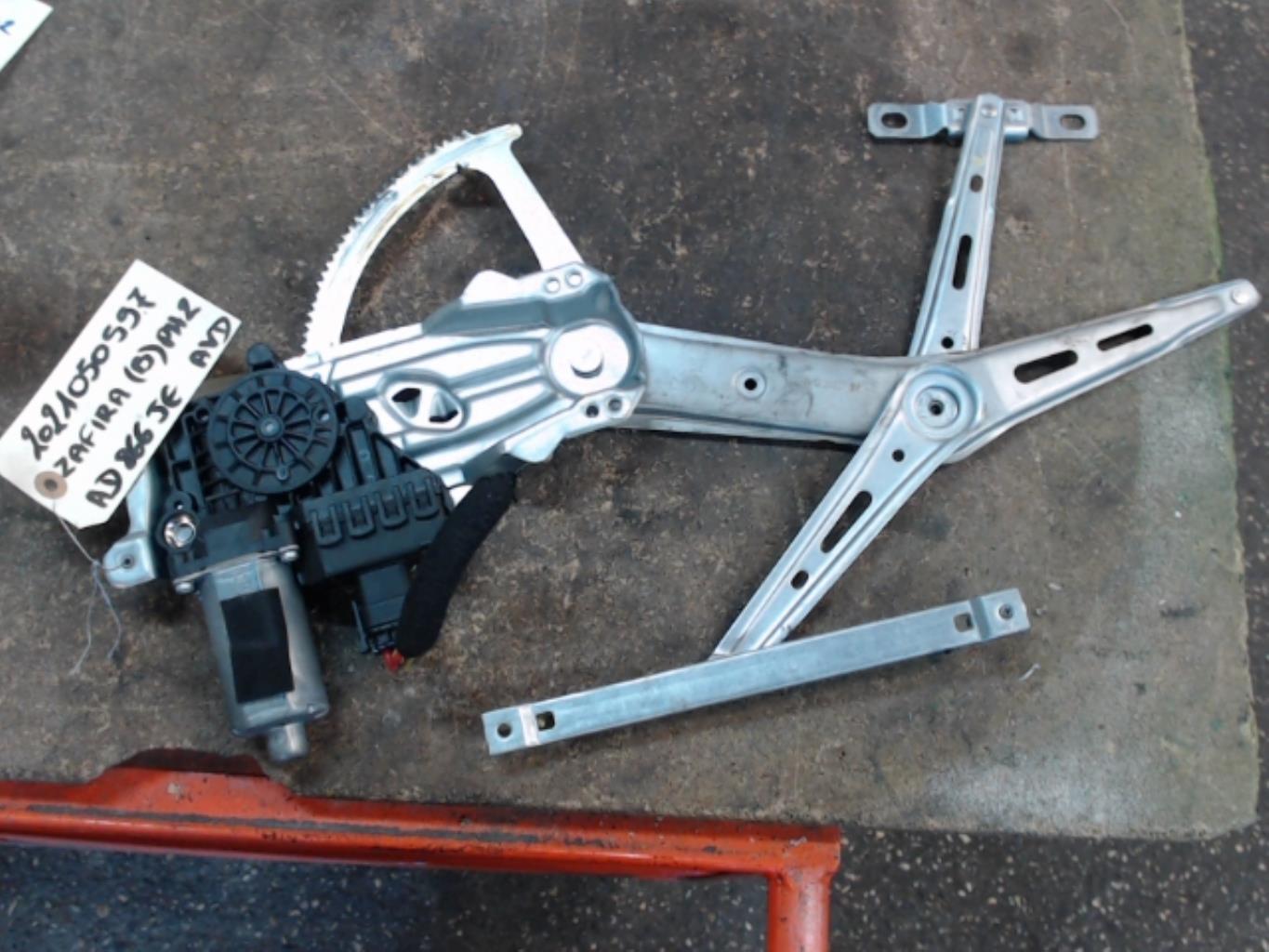 Alzacristalli elettrico anteriore destro OPEL ZAFIRA B PHASE 2  - 1