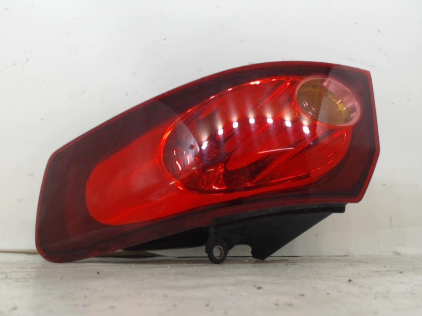 Fanale posteriore principale destro (luci) FIAT CROMA 2 PHASE 1 BREAK  - 1