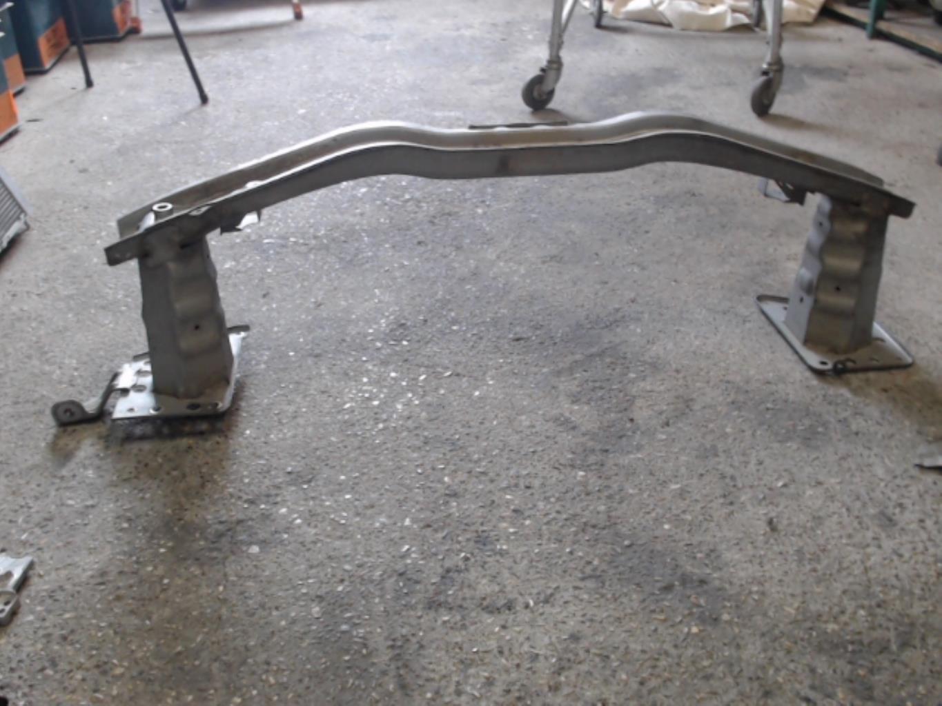 Traversa rinforzo paraurti anteriore FIAT CROMA 2 PHASE 1 BREAK  - 1