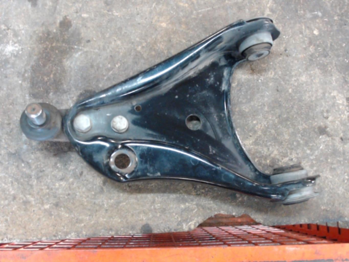 Triangle avant gauche RENAULT TWINGO 2 PHASE 2 Diesel - 1