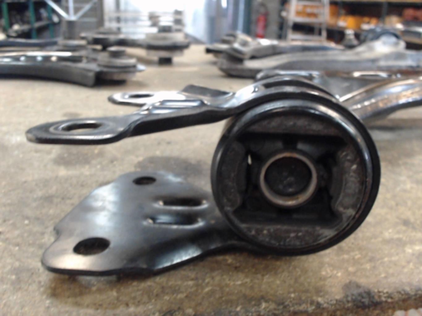 Triangle avant gauche FORD TOURNEO CONNECT 2 PHASE 2  - 1