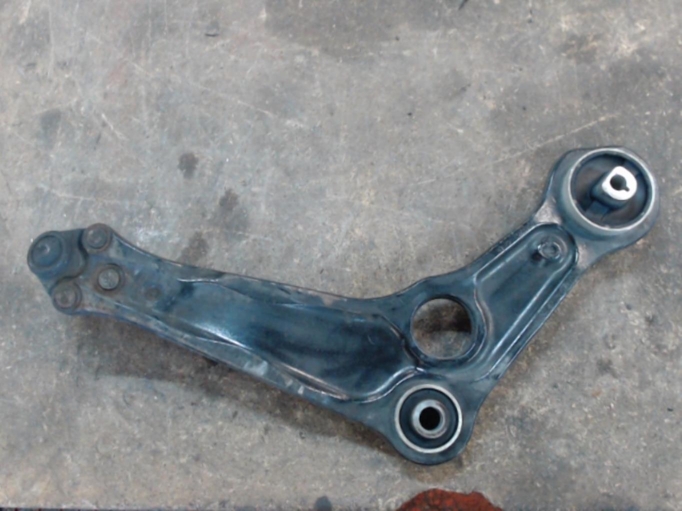 Triangle avant gauche RENAULT SCENIC 4 Essence - 1