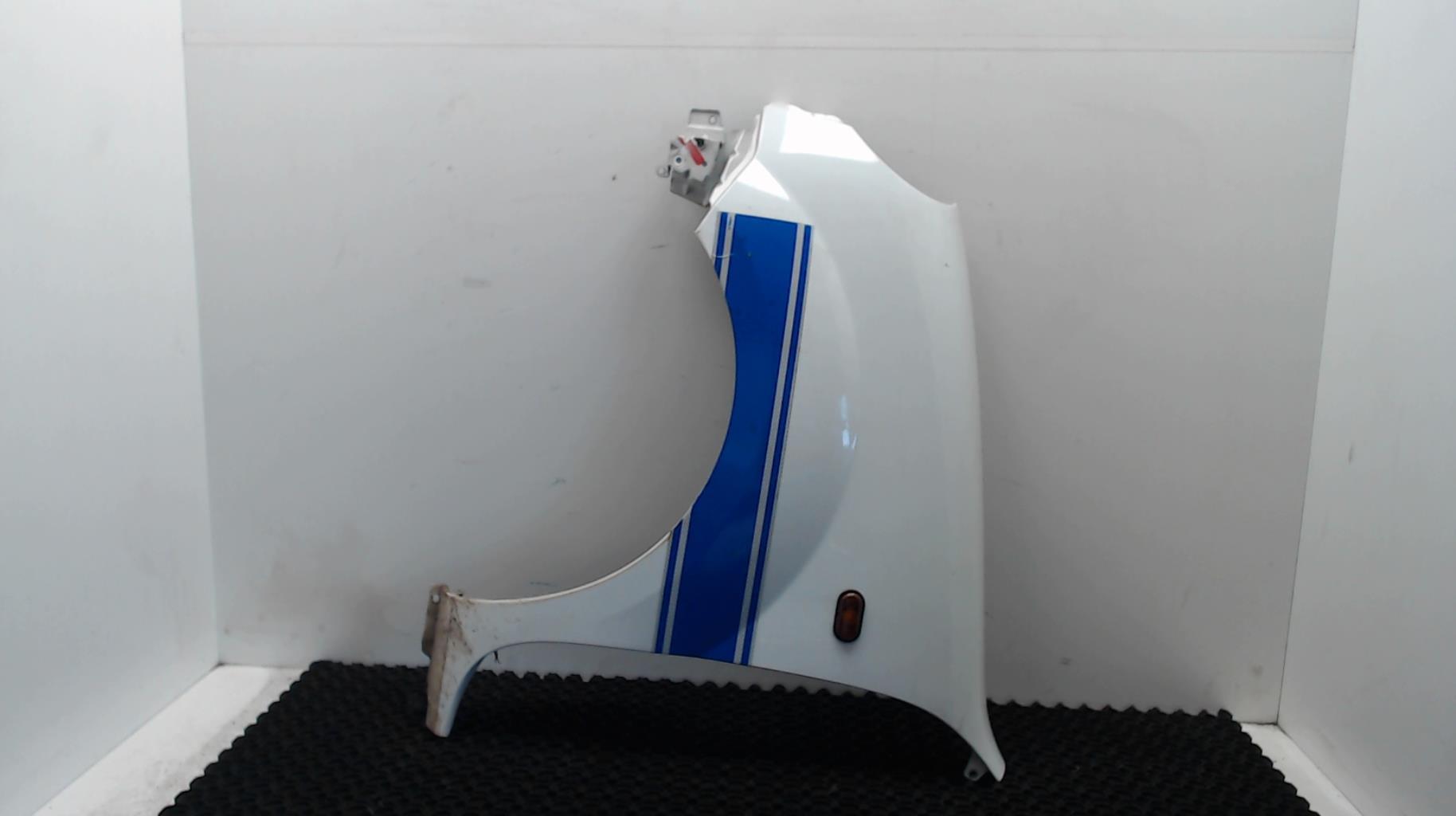 Parafango anteriore sinistro RENAULT KANGOO 1 PHASE 2  - 1
