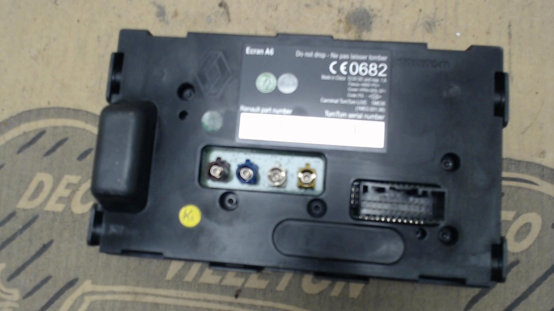 Ecran GPS RENAULT CLIO 3 PHASE 2 Diesel - 1