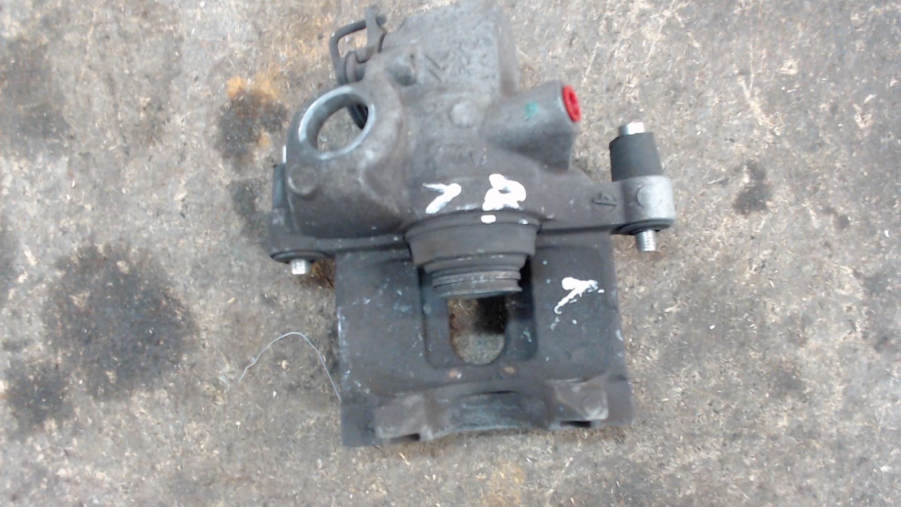 Pinza freni posteriore sinistra CITROEN C5 2 Diésel - 1