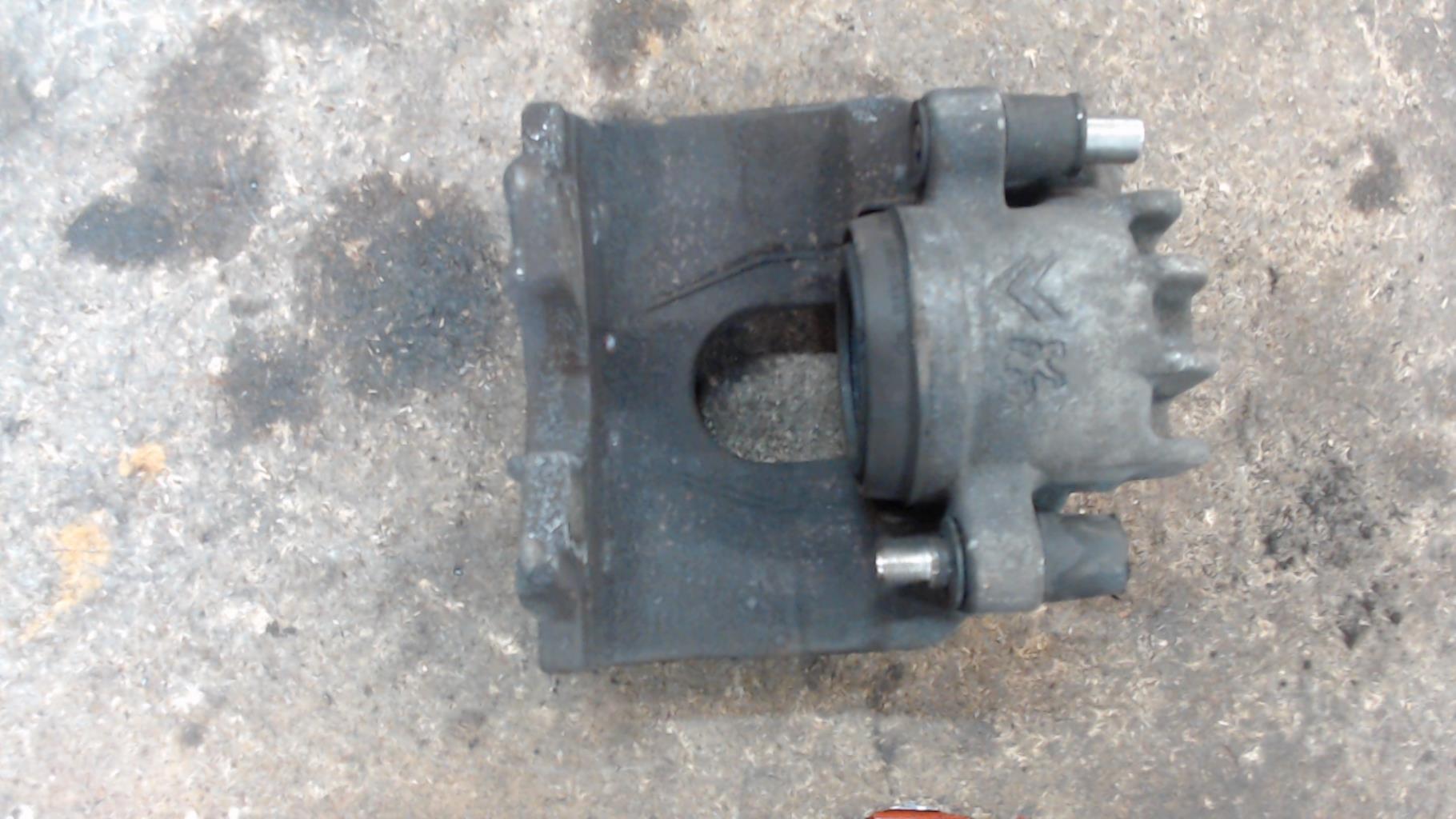 Pinza freni anteriore sinistra CITROEN C5 2 Diésel - 1