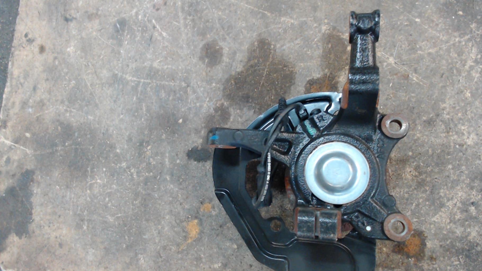 Fusee avant droit RENAULT TWINGO 3  - 1