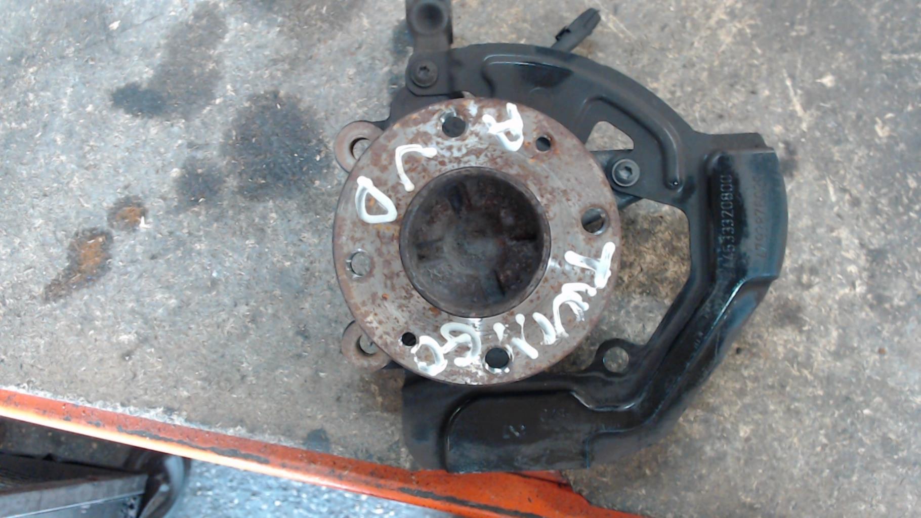 Fusee avant droit RENAULT TWINGO 3 Essence - 1