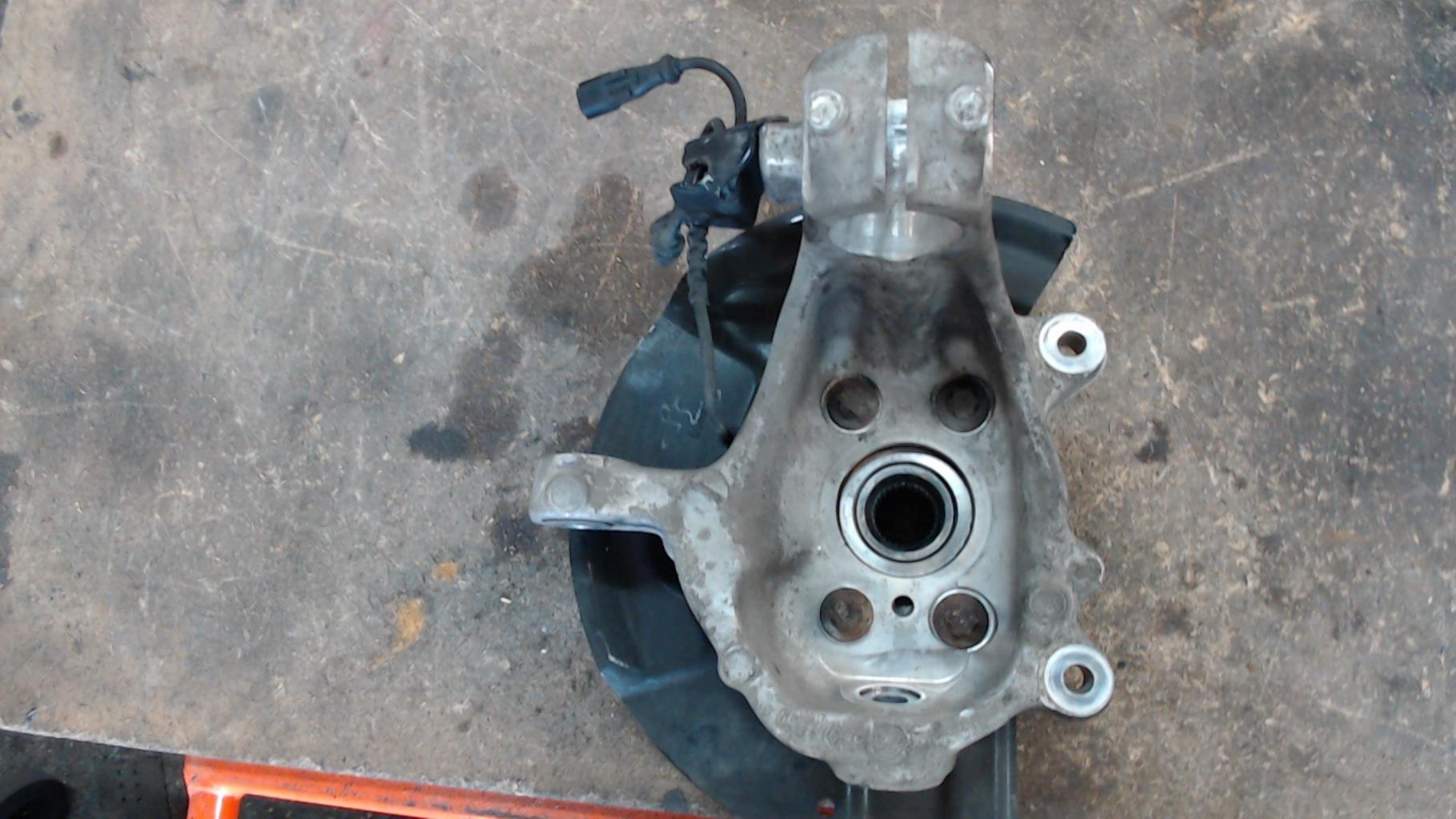 Fusee avant gauche RENAULT SCENIC 4 Essence - 1