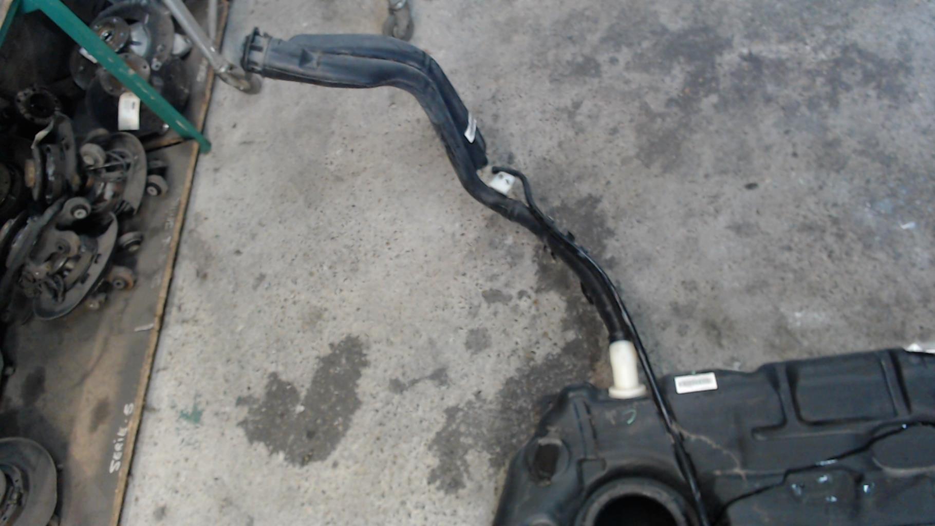 Serbatoio carburante PEUGEOT 308 1 PHASE 1 Gasolina - 1