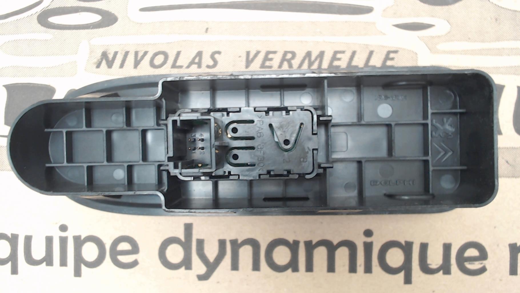 Interruttore lavacristalli anteriore destro CITROEN C3 2 PHASE 1  - 1