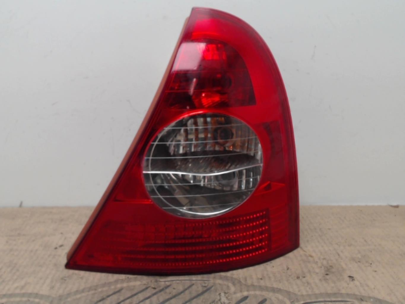 Fanale posteriore principale destro (luci) RENAULT CLIO 2 CAMPUS PHASE 2 Diésel - 1