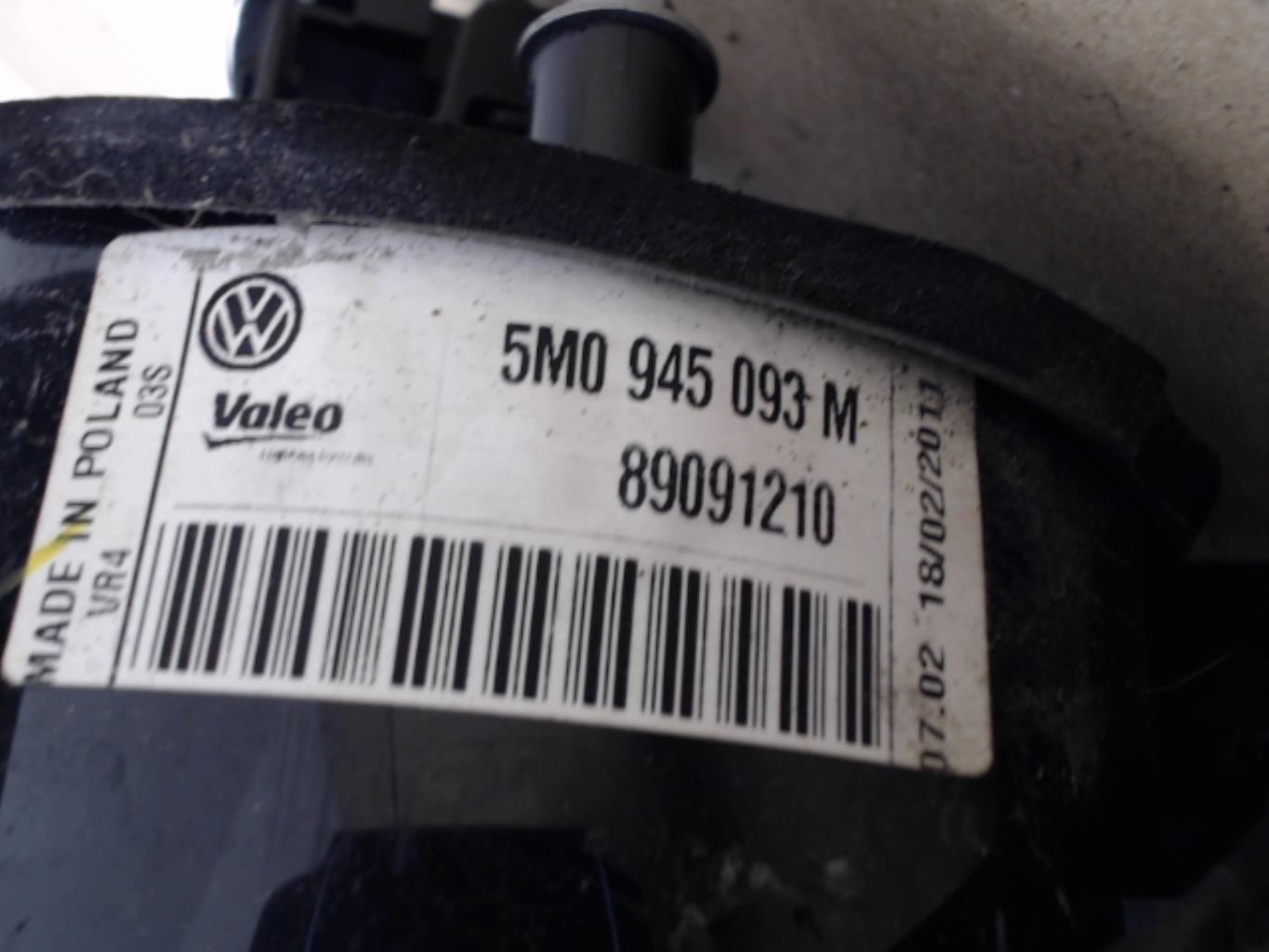 Feu arriere secondaire gauche (feux) VOLKSWAGEN GOLF PLUS PHASE 2 Diesel - 1