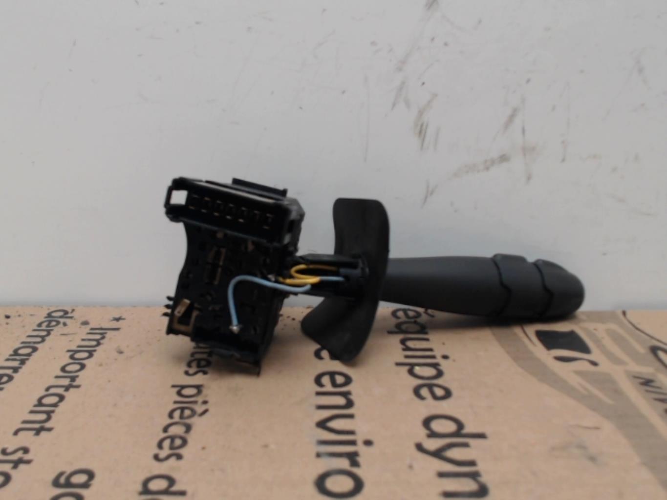 Commodo phare RENAULT CLIO 2 CAMPUS PHASE 1  - 1