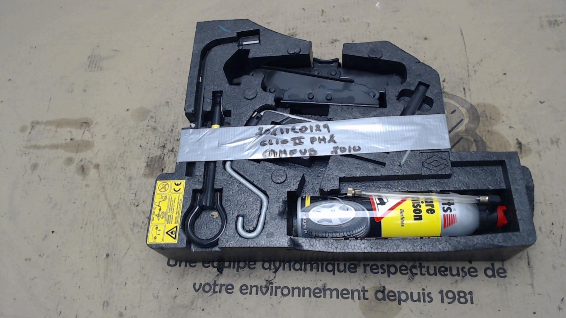 Cric (Ensemble depannage) RENAULT CLIO 2 CAMPUS PHASE 2  - 1
