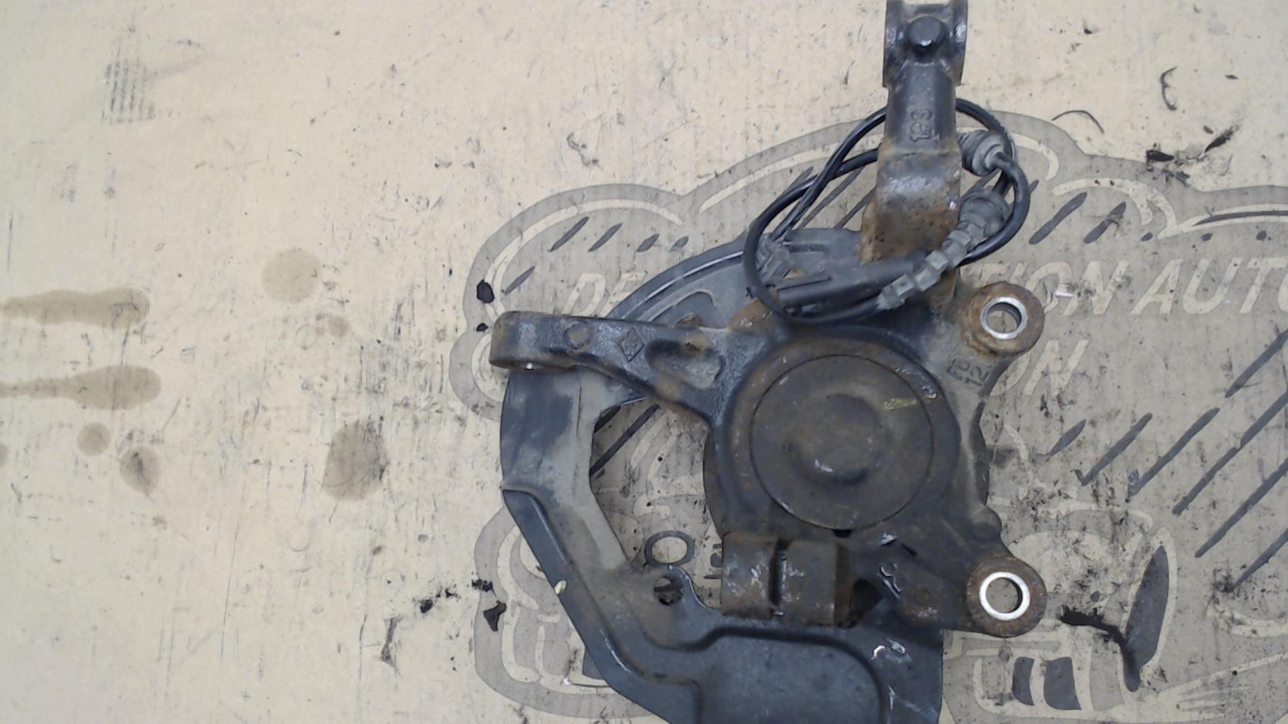 Fusee avant droit RENAULT TWINGO 3 Essence - 1