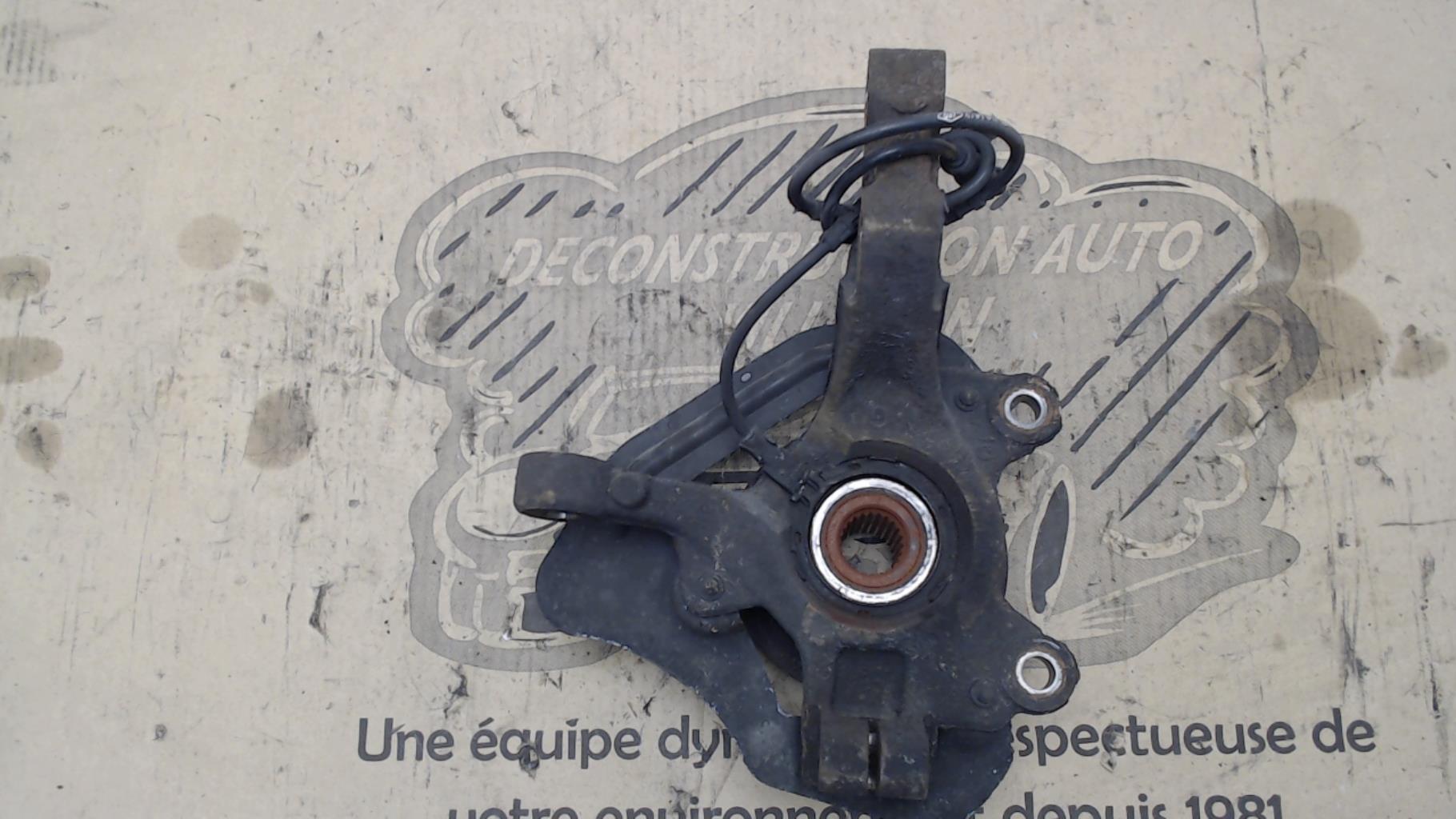 Fusee avant gauche RENAULT CLIO 3 PHASE 2 Diesel - 1
