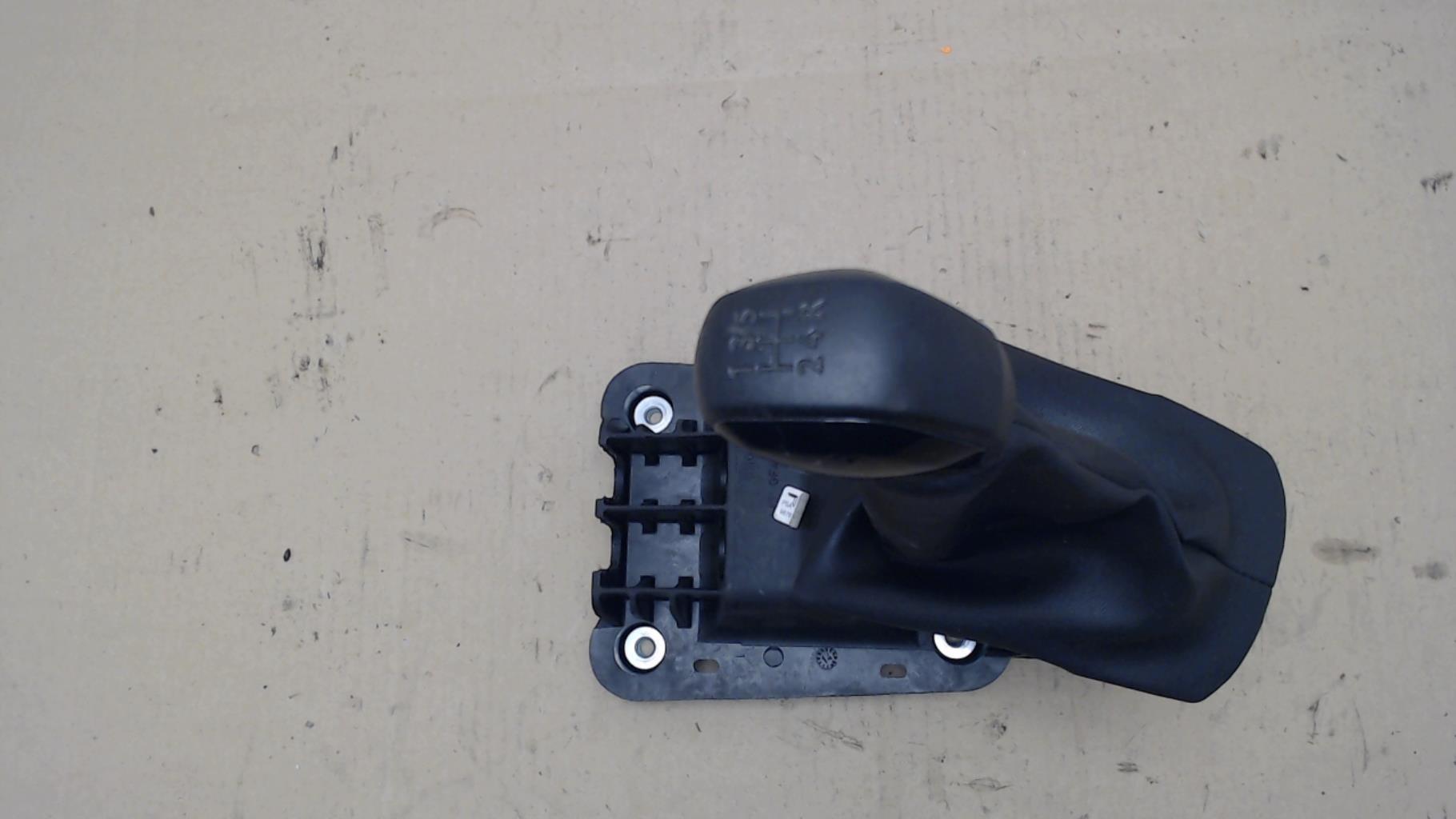 Levier de vitesses PEUGEOT 208 1 PHASE 1 Diesel - 1