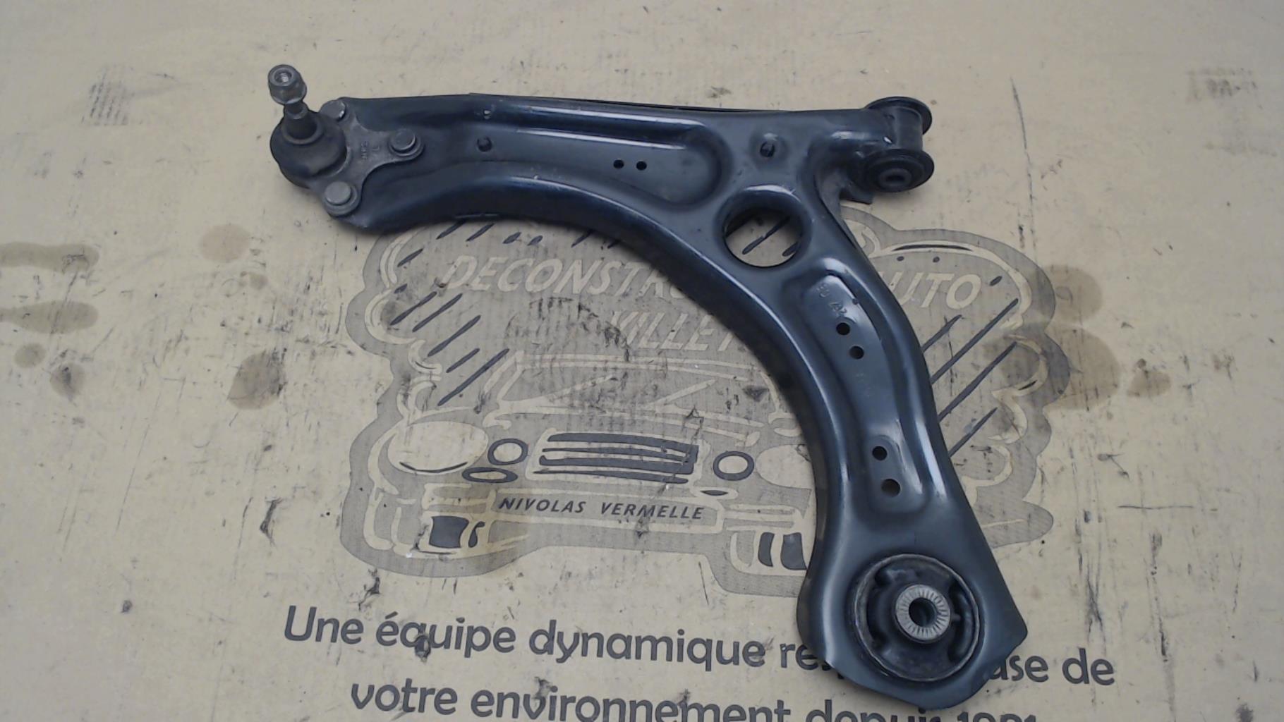 Triangolo anteriore sinistro VOLKSWAGEN POLO 6 Diésel - 1
