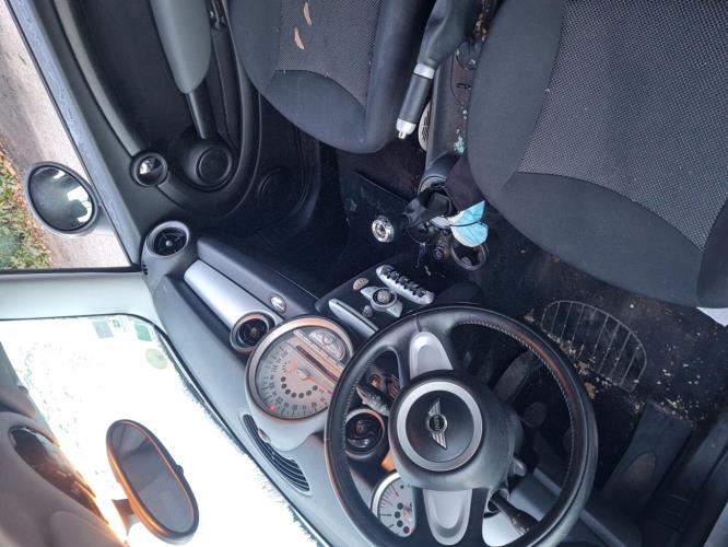 TRAVERSE PARE CHOC avant - MINI One / Cooper type R50 / R52 / R53 EUR 60,00 - FR