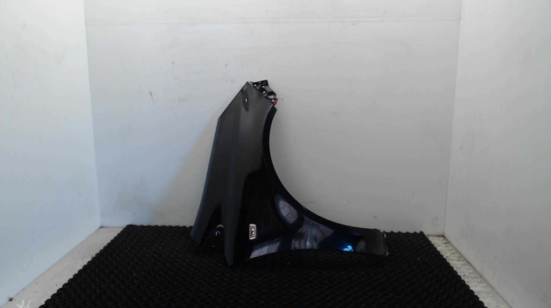 Parafango anteriore destro OPEL CORSA D PHASE 1  - 1