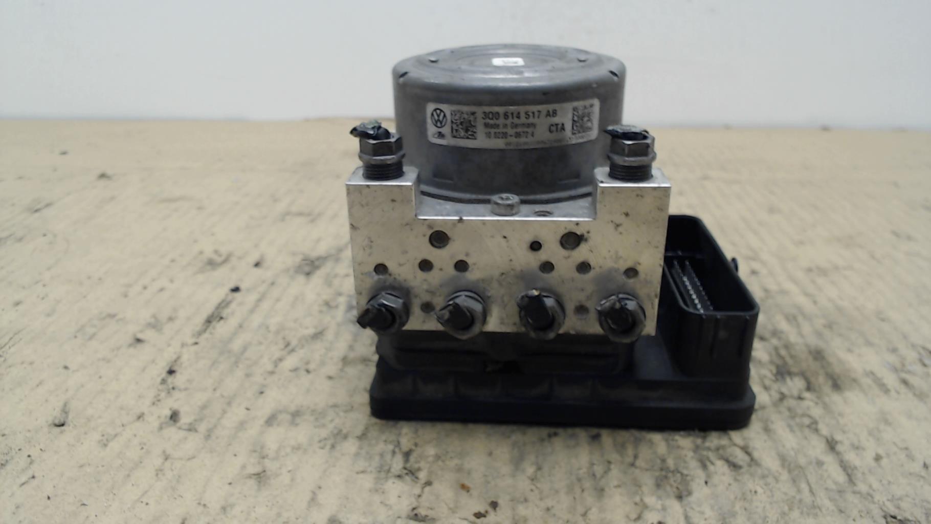 Blocco ABS (antibloccaggio freni) VOLKSWAGEN GOLF 7 PHASE 1 Gasolina - 1