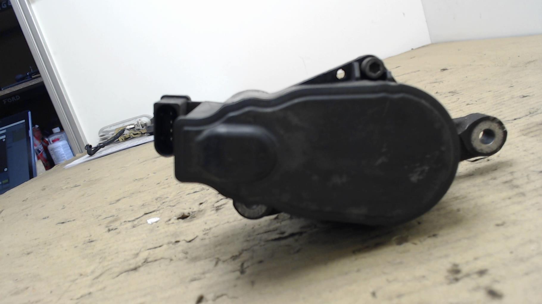 Pinza freni posteriore sinistra PEUGEOT 308 2 PHASE 1 Gasolina - 1