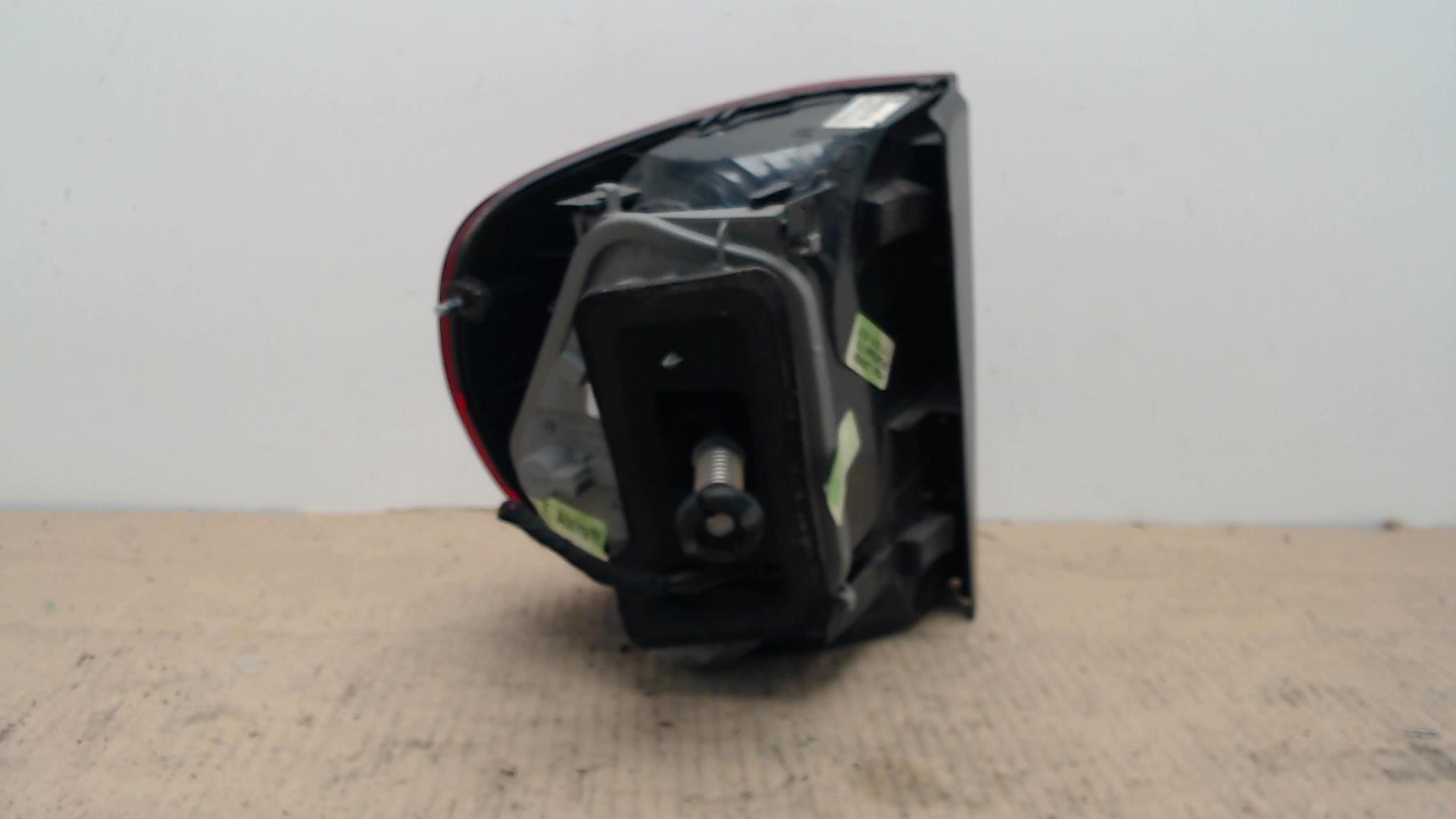 Fanale posteriore principale destro (luci) VOLKSWAGEN FOX  - 1