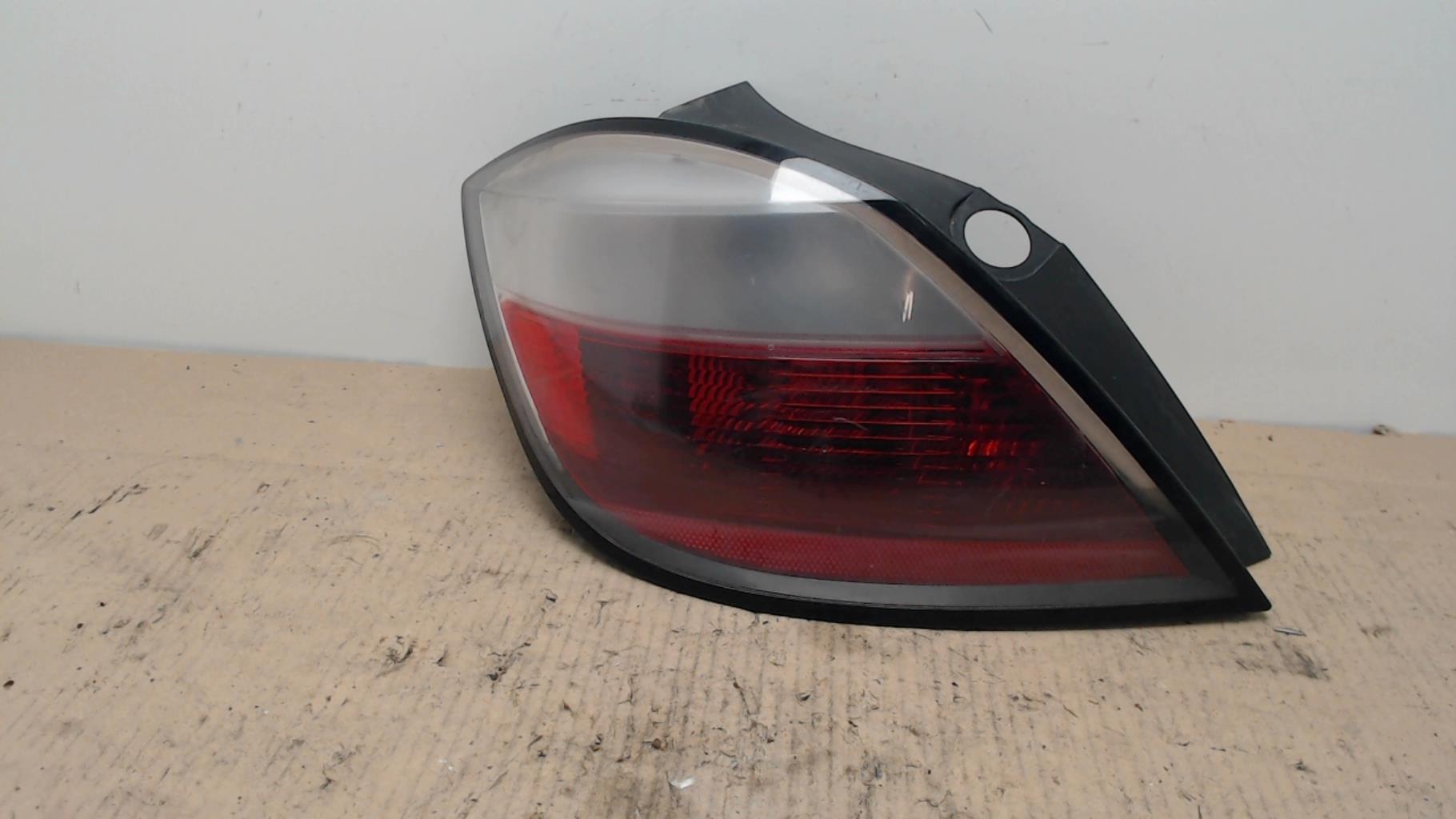 Fanale posteriore principale sinistro (luci) OPEL ASTRA H PHASE 1  - 1
