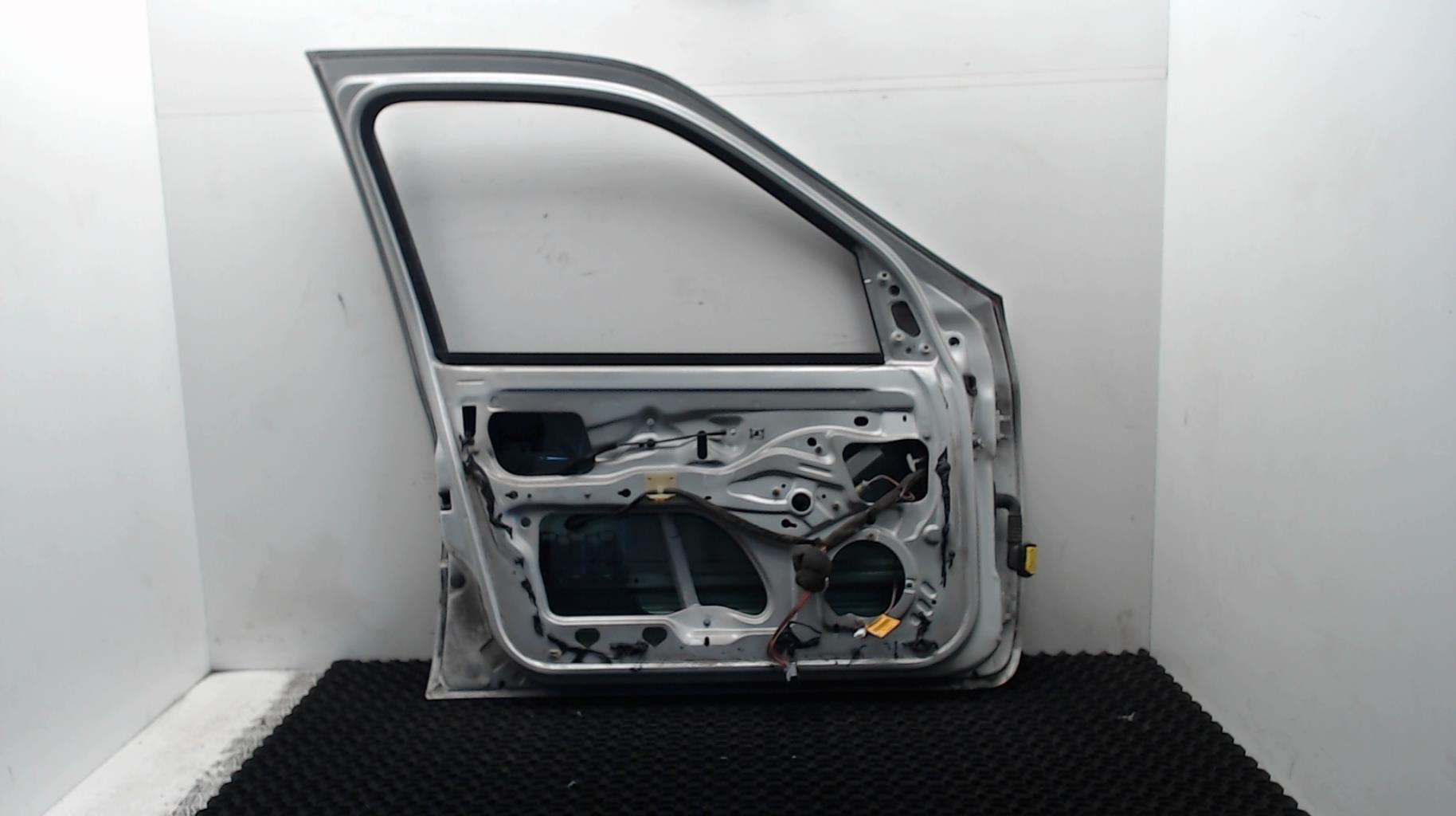 Portiera anteriore sinistra RENAULT CLIO 2 CAMPUS PHASE 1 Diésel - 1