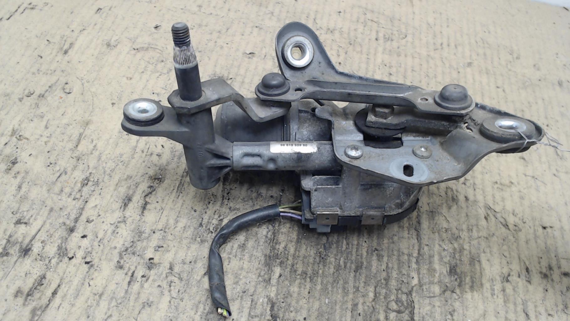 Motore tergicristallo anteriore destro PEUGEOT 407 COUPE Diésel - 1