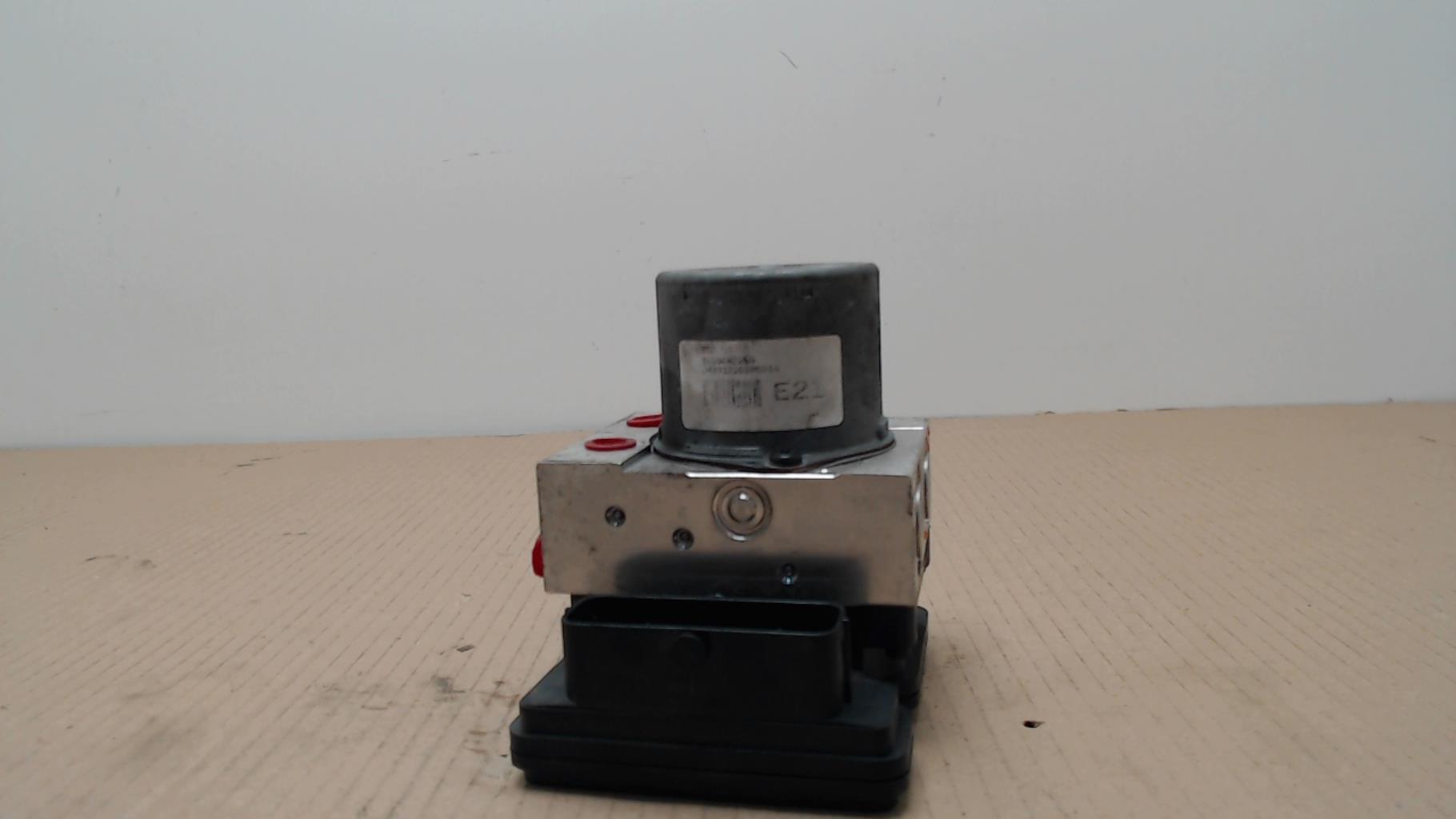 Bloc ABS (freins anti-blocage) KIA CEE-D 2 PHASE 1 Essence - 1