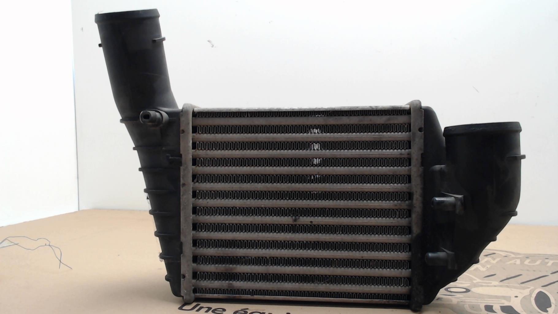 Echangeur air (Intercooler) VOLKSWAGEN PASSAT 4 PHASE 2 BREAK Diesel - 1