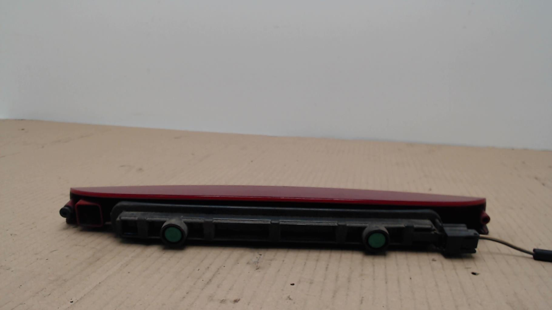 Feu arriere stop central RENAULT CLIO 3 PHASE 2 BREAK  - 1