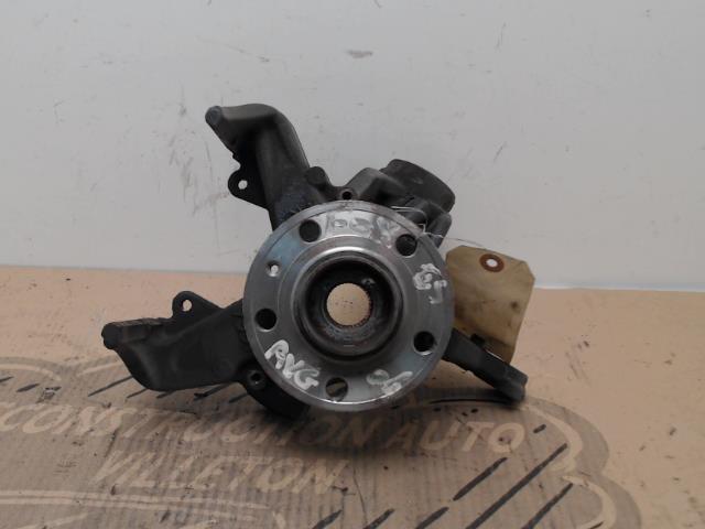 Fusee avant gauche VOLKSWAGEN FOX Essence - 1