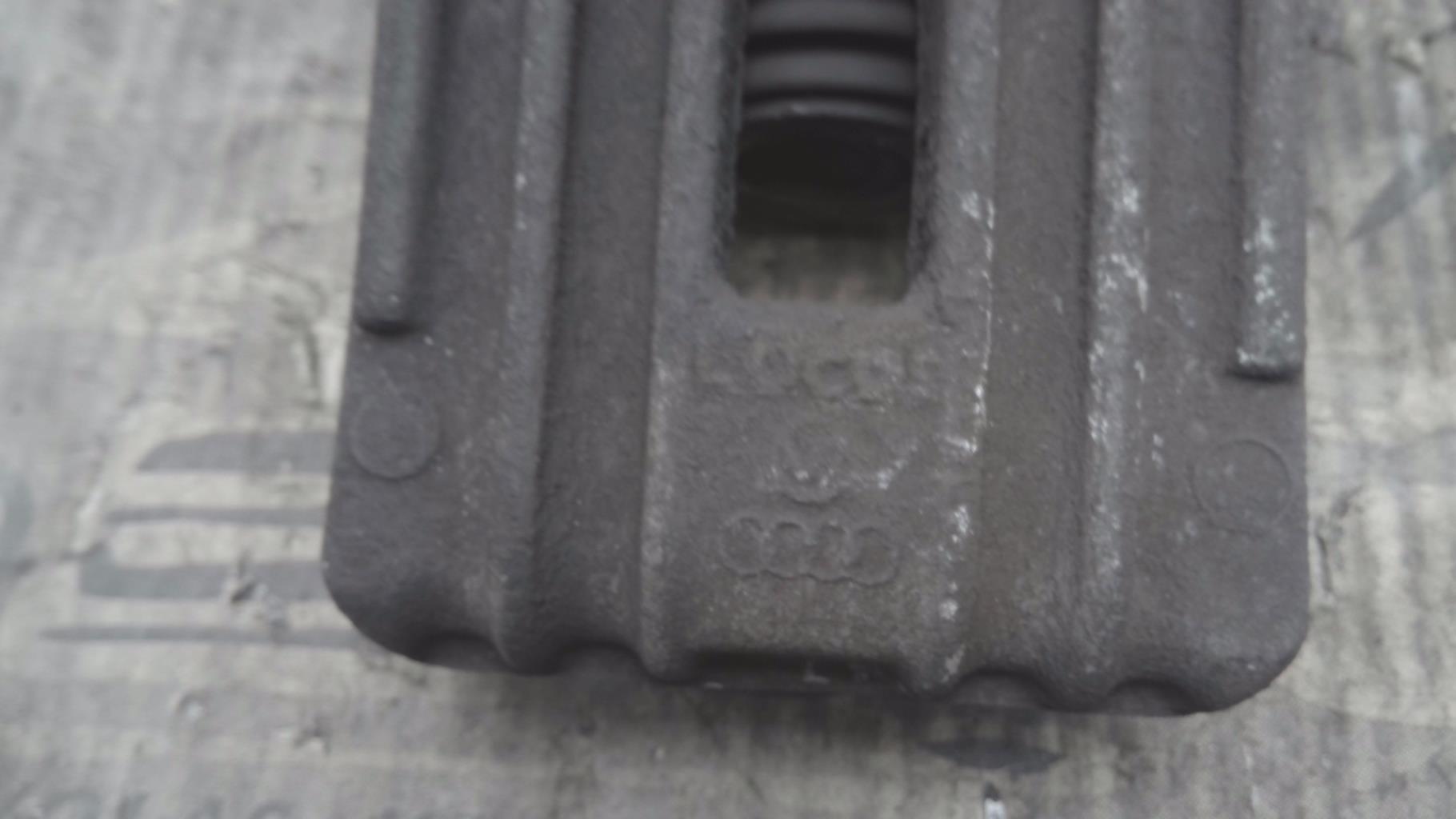Pinza freni posteriore sinistra AUDI A1 1 PHASE 1 Diésel - 1