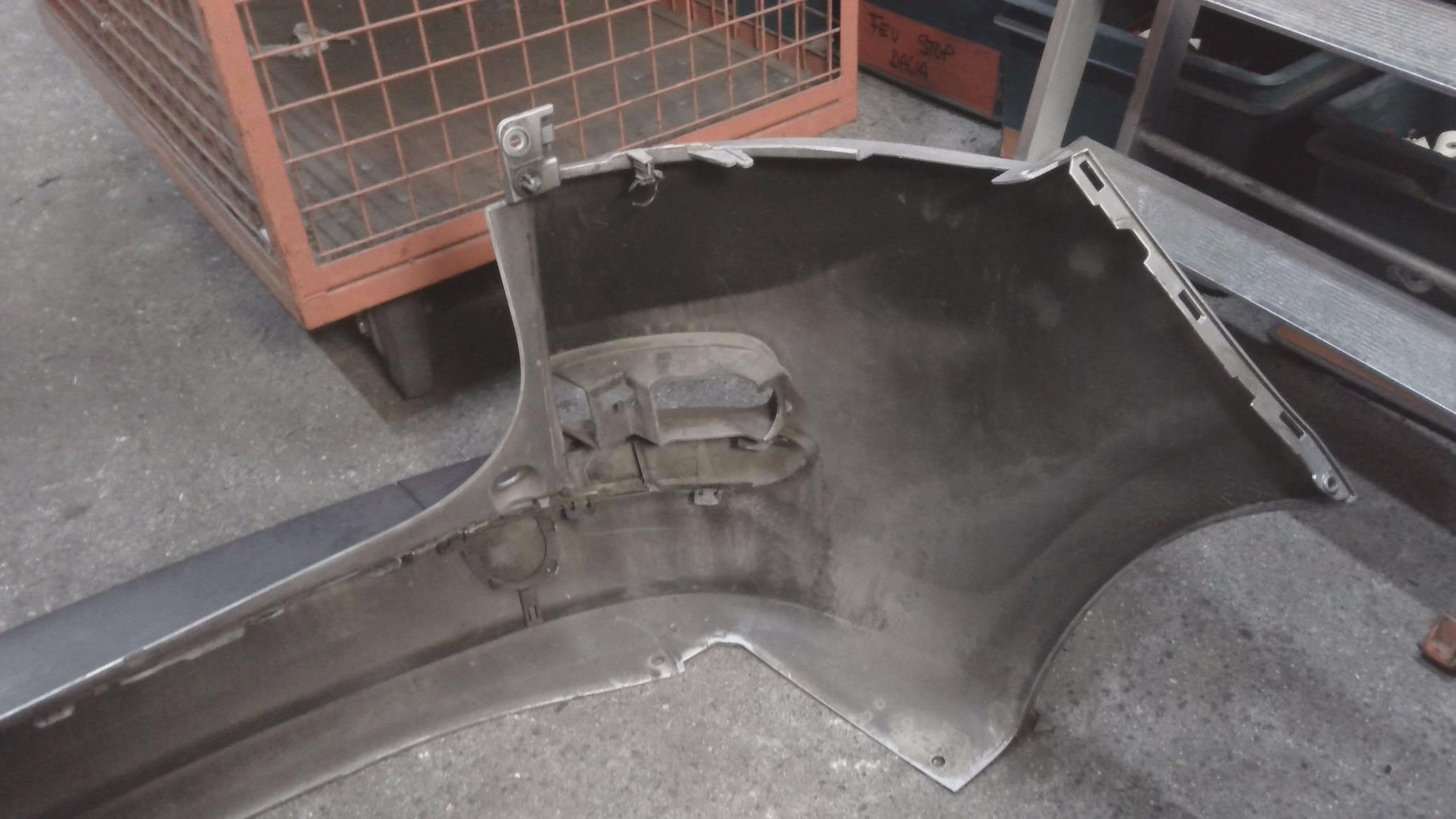 Paraurti posteriore RENAULT CLIO 3 PHASE 1 BREAK  - 1