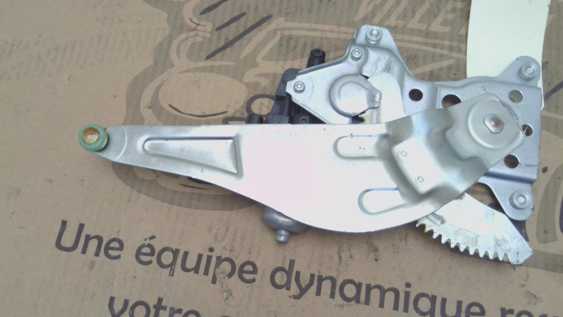 Alzacristalli elettrico posteriore destro SUZUKI SX4 1 Diésel - 1