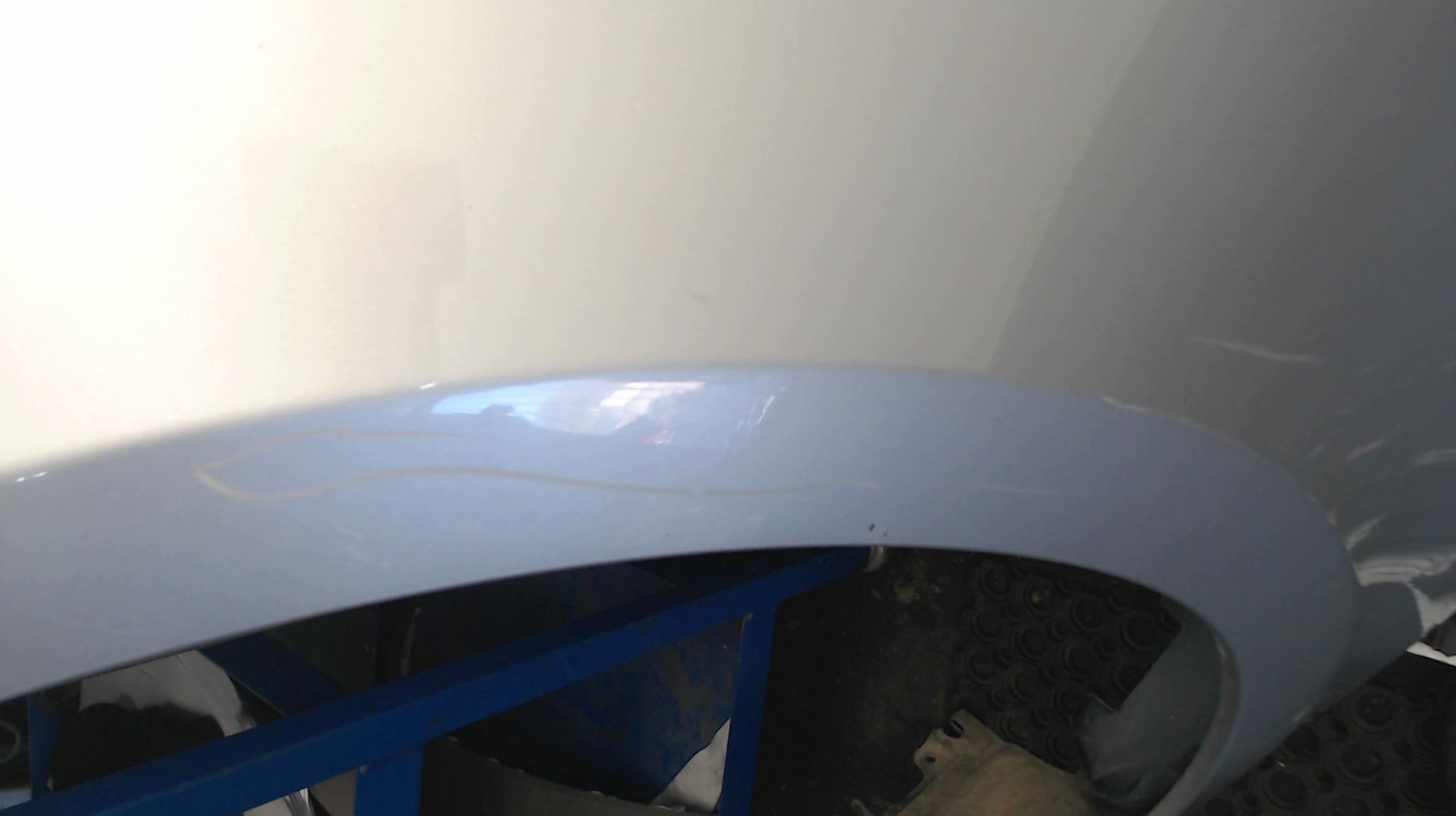 Parafango anteriore sinistro RENAULT CLIO 3 PHASE 1  - 1