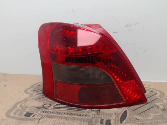 Fanale posteriore principale sinistro (luci) TOYOTA YARIS 2 PHASE 1  - 1