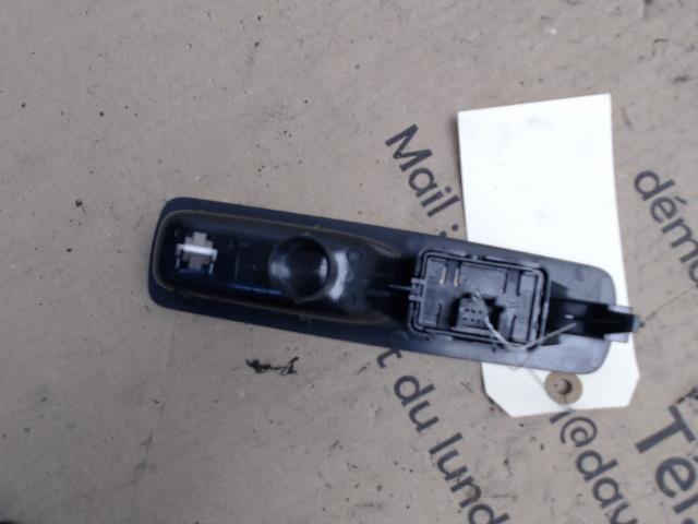 Interruttore lavacristalli posteriore destro RENAULT LAGUNA 3 PHASE 1 BREAK  - 1