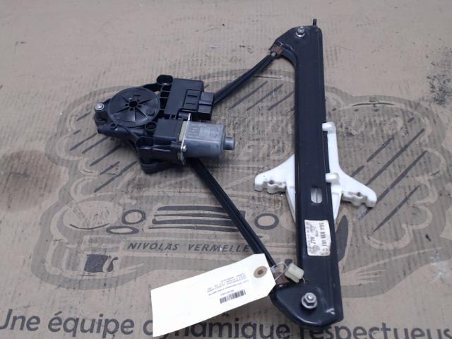Alzacristalli elettrico posteriore sinistro VOLKSWAGEN GOLF 7 PHASE 1 Diésel - 1